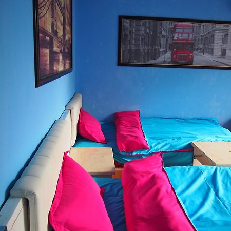 Dengba International Hostel Fenghuang Branch Exterior photo