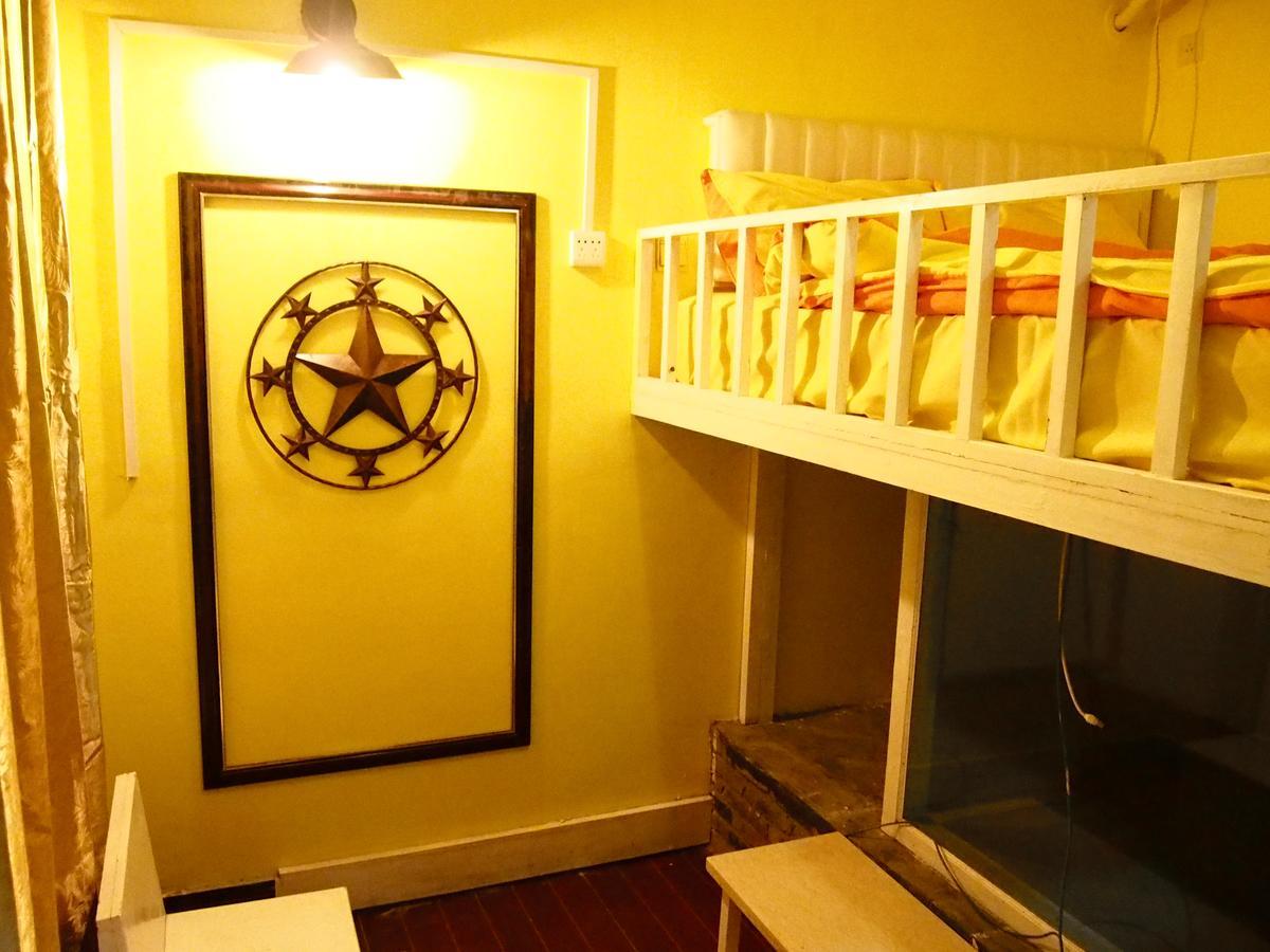 Dengba International Hostel Fenghuang Branch Exterior photo